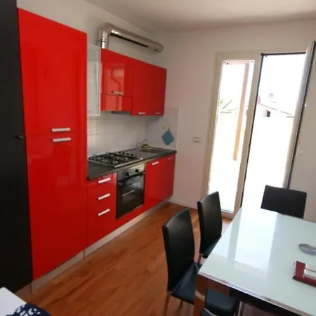 Apartamento 25 Trilocale Vicino Al Mare